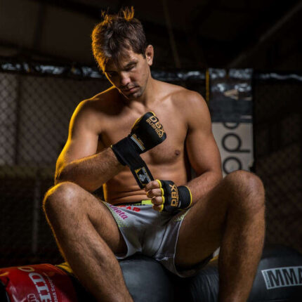 Bushido gelhansker, boksing bandasjer S/M gull