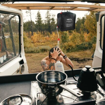 NC1713 BÆRBAR DUSJ 40L NILS CAMP produktbilde