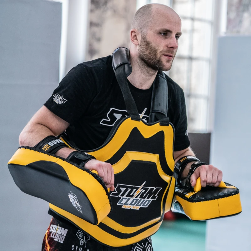 StormCloud Sentry Trener Belte Brystbeskytter under trening StormCloud Sentry Trener Belte Brystbeskytter under trening