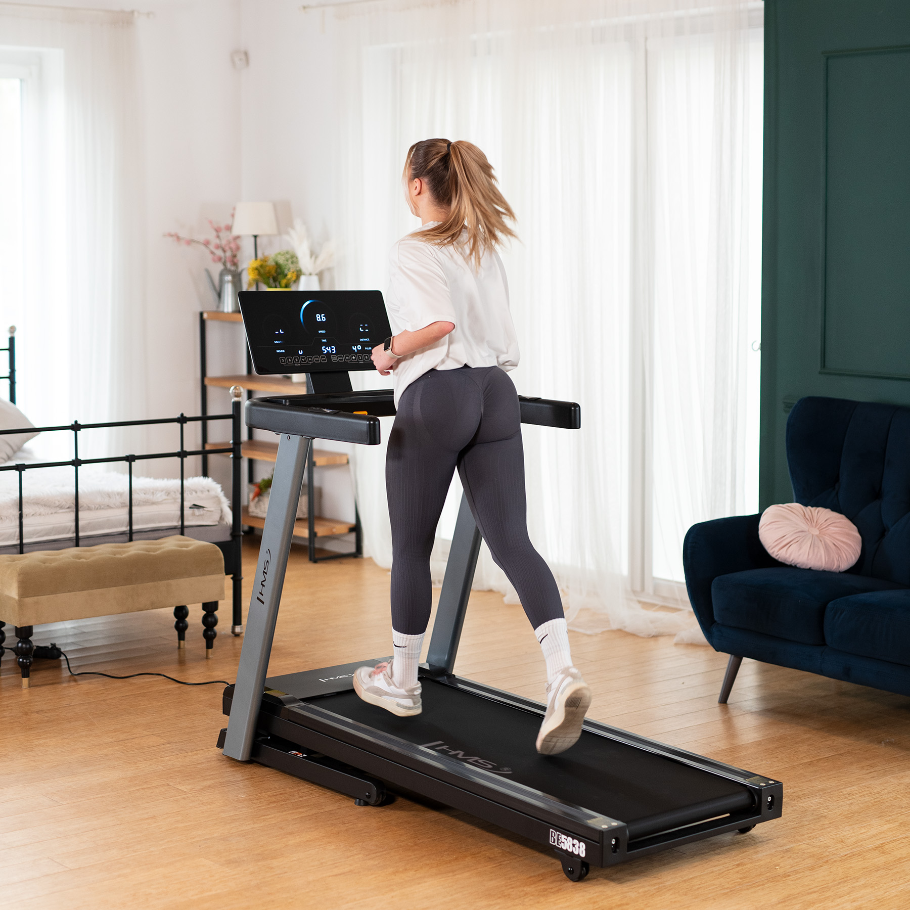 bilde 3 - BE5838 ELEKTRIC TREADMILL HMS PREMIUM