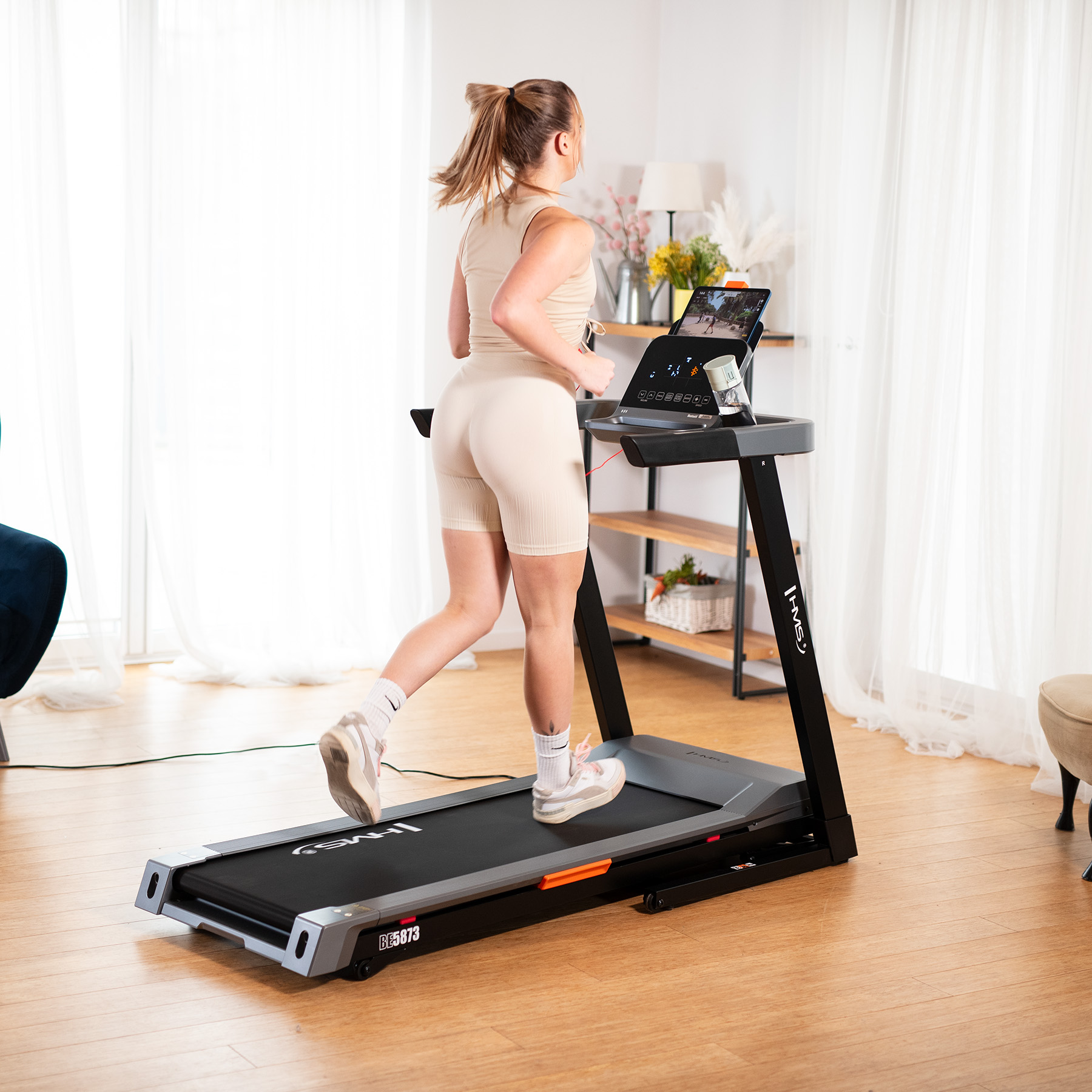 bilde 3 - BE5873 ELECTRIC Treadmill HMS PREMIUM