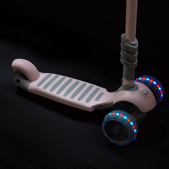 bilde 3 - HLB808 PINK SCOOTER NILS FUN