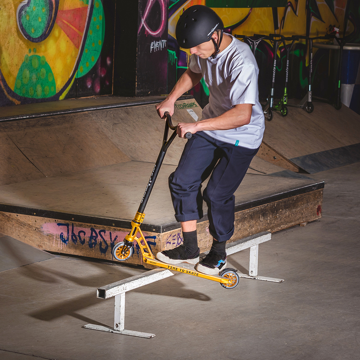 bilde 6 - HS202 PRO BLACK-GOLD STUNT SCOOTER NILS EXTREME