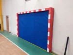 Veggmål laget av madrasser til skole gymsal håndballmål vegg 5